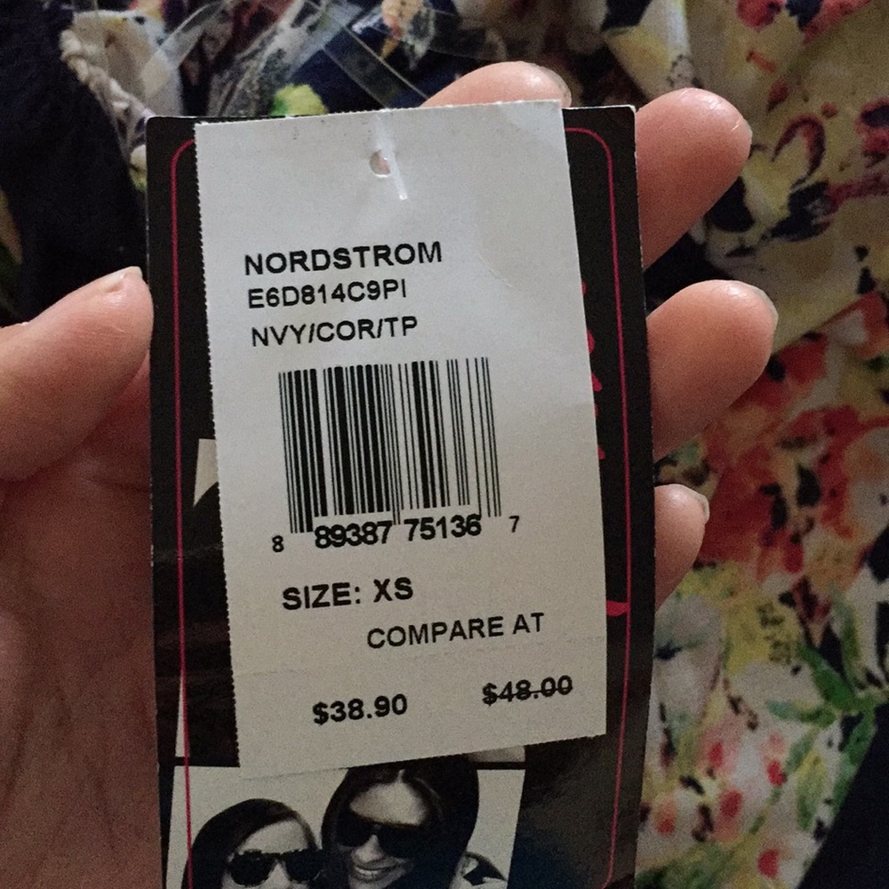 Floral maxi dress from Nordstrom, fits sizes XS-M - Picture 4 of 4